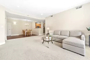 543 N Hough St, Barrington, IL 60010 - Photo 12