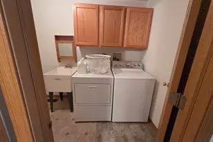 542 Peregrine Pkwy, Bartlett, IL 60103 - Photo 14