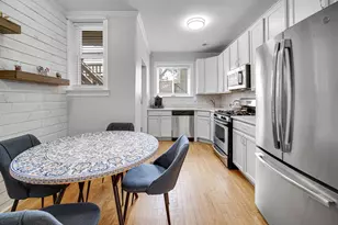 4027 N Mozart St, Chicago, IL 60618 - Photo 6