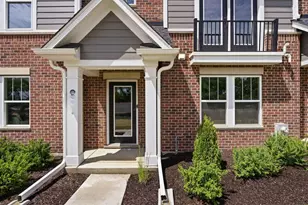 210 Steeple Bush Ln, Schaumburg, IL 60193 - Photo 2