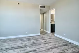3660 N Lake Shore Dr, Chicago, IL 60613 - Photo 16
