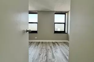 3660 N Lake Shore Dr, Chicago, IL 60613 - Photo 24