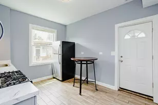 2906 N Harding Ave, Chicago, IL 60618 - Photo 14