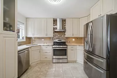 7006 W Carol Avenue, Niles, IL 60714 - Photo 8