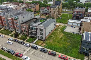 4447 S Calumet Ave, Chicago, IL 60653 - Photo 2