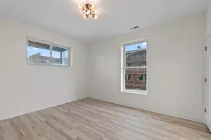 4447 S Calumet Ave, Chicago, IL 60653 - Photo 32