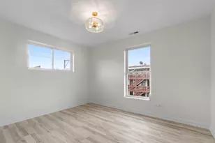 4447 S Calumet Ave, Chicago, IL 60653 - Photo 46
