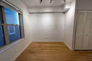 4843 N Ashland Ave, Chicago, IL 60640 - Photo 8