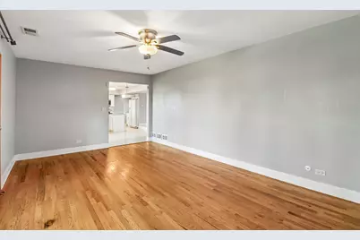 702 Buffalo Circle, Carol Stream, IL 60188 - Photo 10