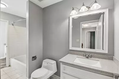 702 Buffalo Circle, Carol Stream, IL 60188 - Photo 6