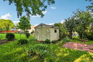 702 Buffalo Cir, Carol Stream, IL 60188 - Photo 34