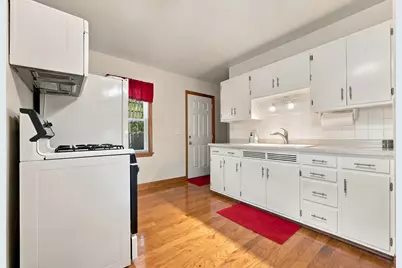 677 Clark Street, Elgin, IL 60123 - Photo 10
