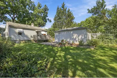677 Clark Street, Elgin, IL 60123 - Photo 36