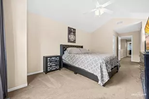 8145 Sierra Woods Ln, Carpentersville, IL 60110 - Photo 16