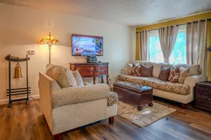 420 S Home Ave, Oak Park, IL 60302 - Photo 8