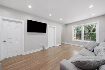 12206 S Union Avenue, Chicago, IL 60628 - Photo 2