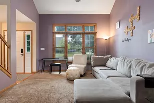 1360 Knottingham Dr, Gurnee, IL 60031 - Photo 4