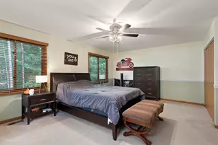 1360 Knottingham Dr, Gurnee, IL 60031 - Photo 14