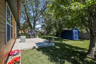 1744 Ranchview Dr, Naperville, IL 60565 - Photo 24