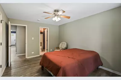 1744 Ranchview Drive, Naperville, IL 60565 - Photo 16
