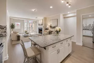 508 W Melrose St, Chicago, IL 60657 - Photo 10