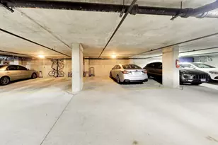 508 W Melrose St, Chicago, IL 60657 - Photo 20