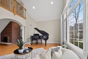 70 Forest Ave, Naperville, IL 60540 - Photo 10