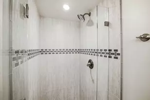 7388 Coventry Ln, Hanover Park, IL 60133 - Photo 28