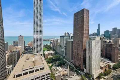 111 E Chestnut Street #47F, Chicago, IL 60611 - Photo 8