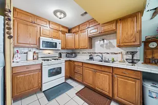 865 Oxford Pl, Wheeling, IL 60090 - Photo 8