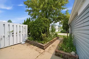 865 Oxford Pl, Wheeling, IL 60090 - Photo 22