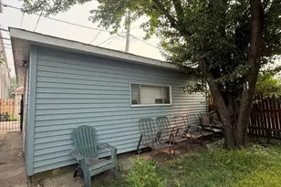 3303 W 38th Pl, Chicago, IL 60632 - Photo 8