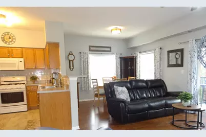 0S099 Lee Court #101, Winfield, IL 60190 - Photo 4