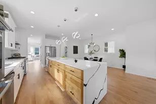 638 E 65th St, Chicago, IL 60637 - Photo 6