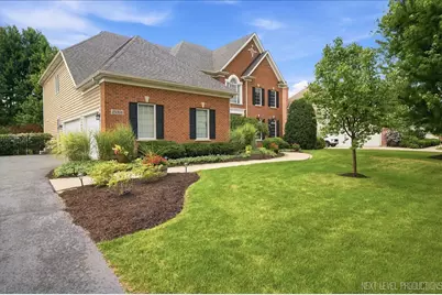 3N956 Walt Whitman Road, Saint Charles, IL 60175 - Photo 2