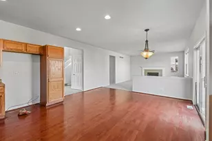 1409 Baltz Dr, Joliet, IL 60431 - Photo 12