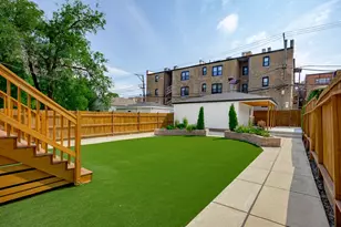 1931 N Whipple St, Chicago, IL 60647 - Photo 32