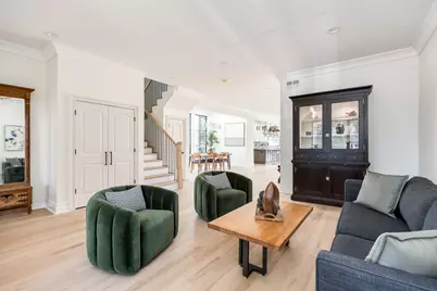 1931 N Whipple Street, Chicago, IL 60647 - Photo 4