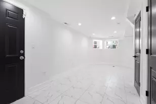 6627 S St Lawrence Ave, Chicago, IL 60637 - Photo 12