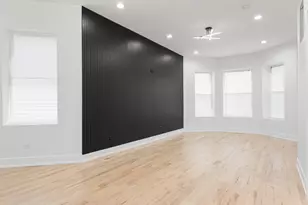 6627 S St Lawrence Ave, Chicago, IL 60637 - Photo 2