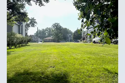 615 S 3rd Street, West Dundee, IL 60118 - Photo 2