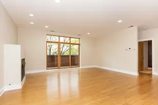5766 N Lincoln Ave, Chicago, IL 60659 - Photo 8