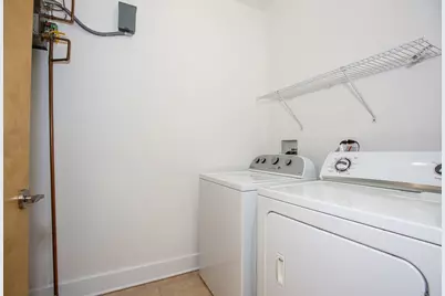 5766 N Lincoln Avenue #301, Chicago, IL 60659 - Photo 18