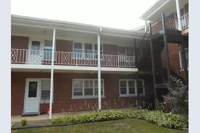 2000 N Parkside Drive #2C, Park Ridge, IL 60068 - Photo 2
