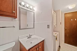 500 Redondo Dr, Downers Grove, IL 60516 - Photo 10
