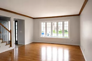 6582 Tealwood Dr, Lisle, IL 60532 - Photo 2