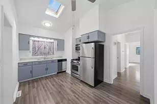 14538 Hamlin Ave, Midlothian, IL 60445 - Photo 10