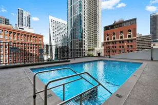 111 E Chestnut St, Chicago, IL 60611 - Photo 20