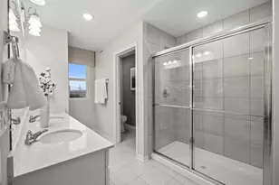 268 Warren Ln, Schaumburg, IL 60193 - Photo 12
