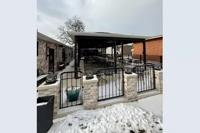 11 S Madison Street, Oswego, IL 60543 - Photo 2